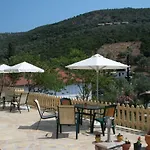 Captain's House Apartament Sivota