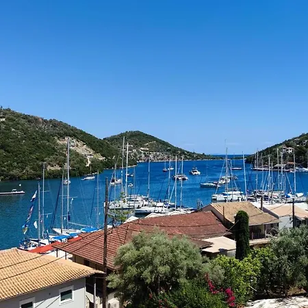 Апартаменты Captain's House *