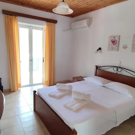 Captain's House Apartament Sivota