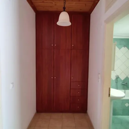 Captain's House Apartament Sivota